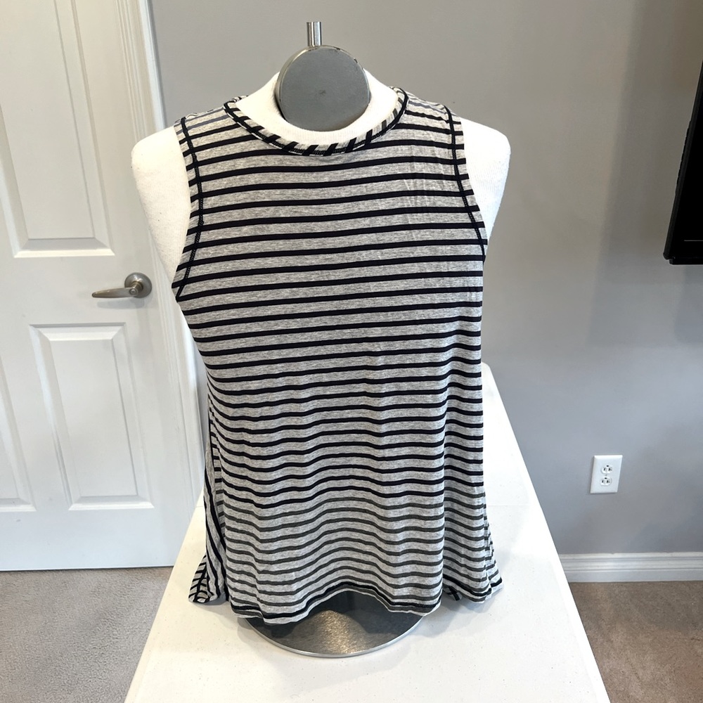 Womens Cotton Innovation sleeveless tank size large